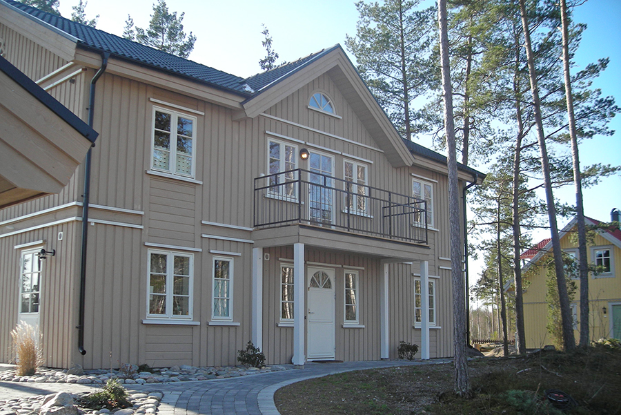 timber-frame-house-summer-house-residential-house-liskandas
